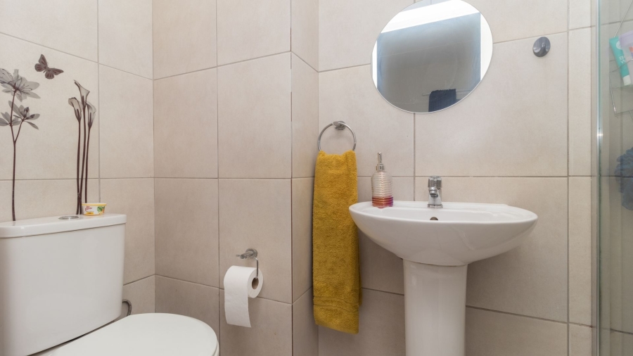 2 Bedroom Property for Sale in Parklands Western Cape